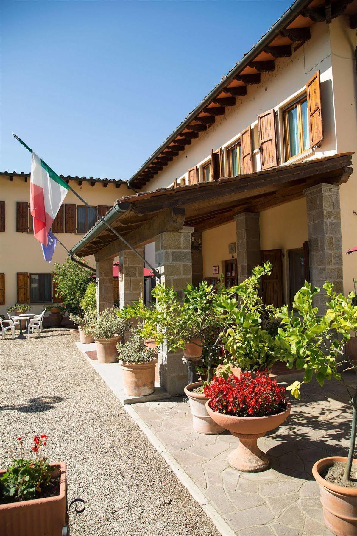 Hotel Del Lago Cavriglia Exterior photo