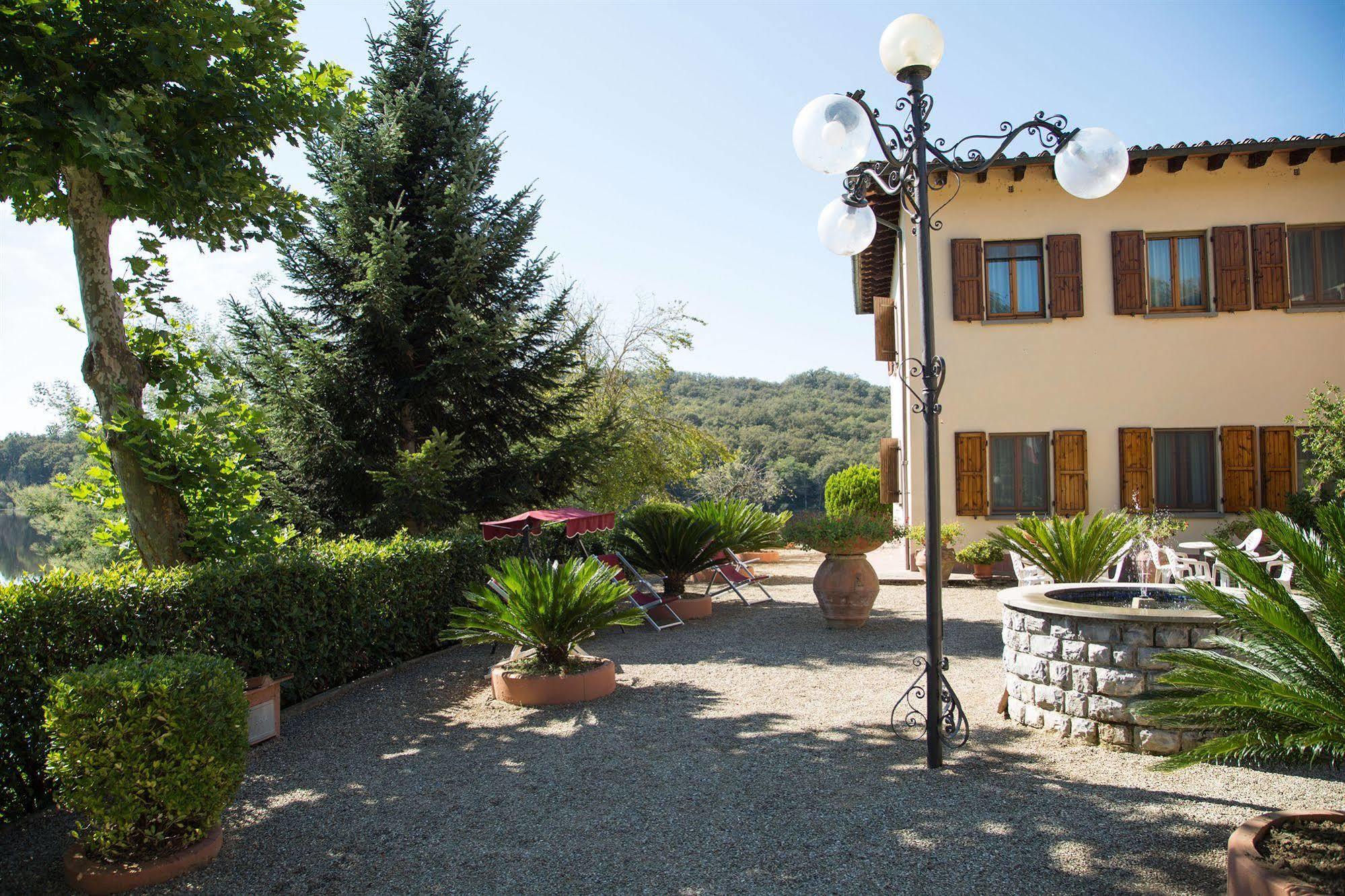 Hotel Del Lago Cavriglia Exterior photo